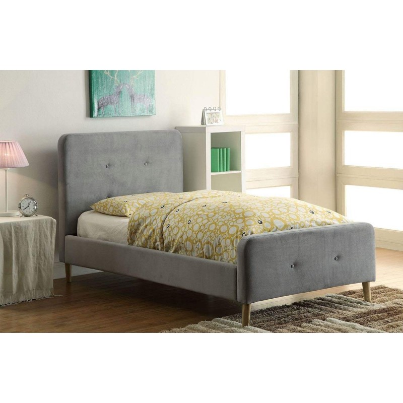 Skandynawskie łóżk z dębowymi nóżkami Pori