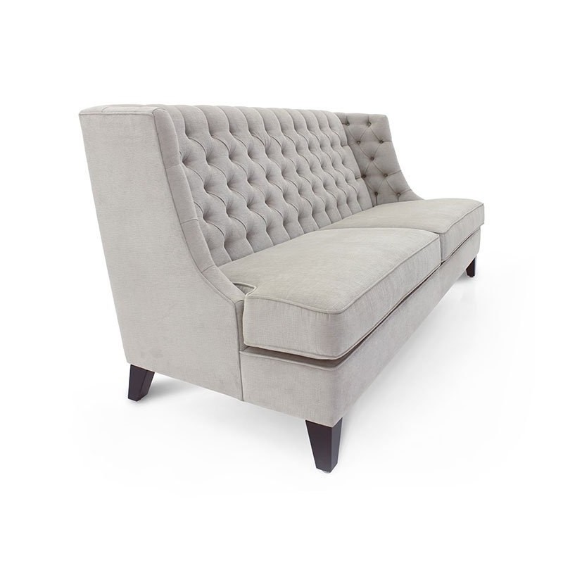 Pikowane oparcie na sofie Elena