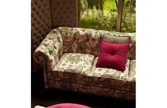 Kwiatowa kanapa chesterfield Loma 232 cm