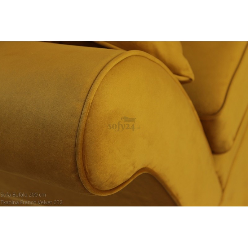 Boczek wykonany w tkaninie French Velvet