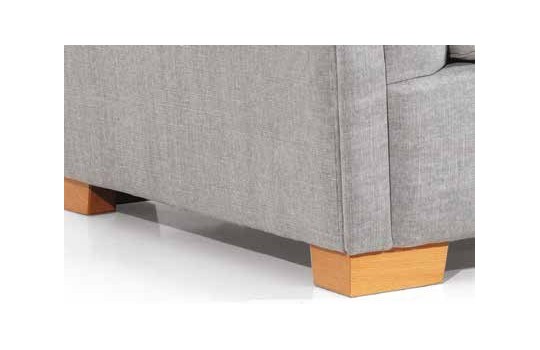 Drewniane nóżki sofy w kolorze naturalnym 