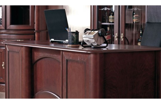 Precyzja wykonania i głęboki kolor mebli