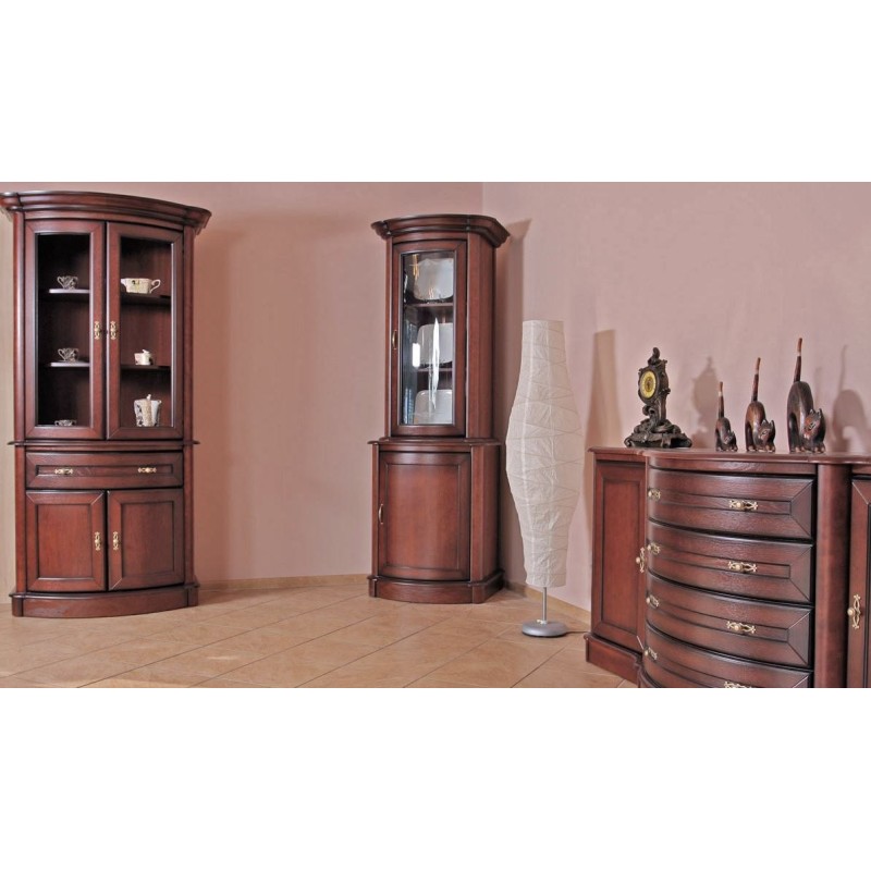 Zaaranżowany klasyczny salon 