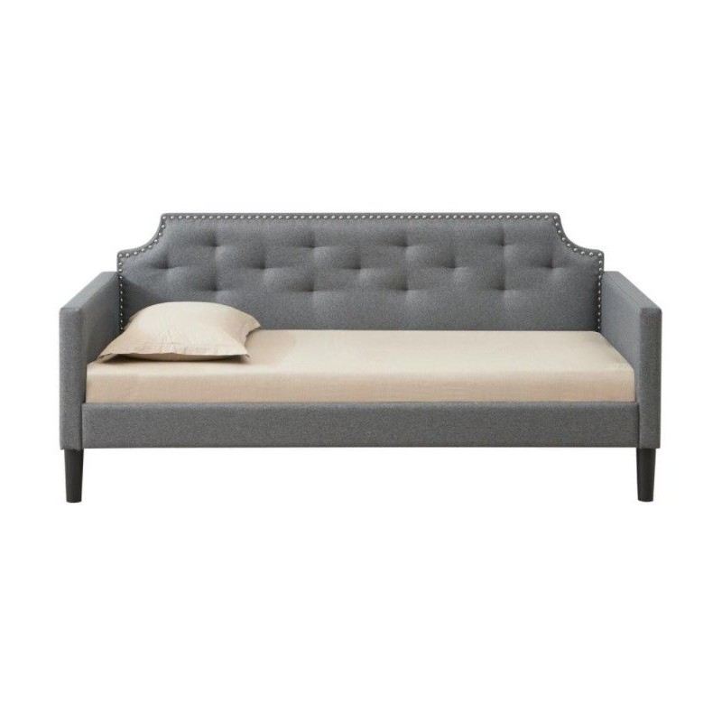 Wygodne i praktyczne łóżko młodzieżowe 