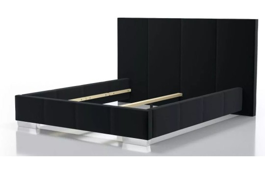 Tapicerowane łóżko Caps