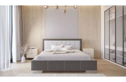 łóżko z chromowanymi nogami 