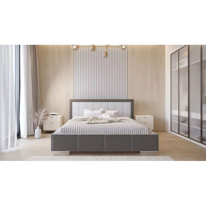 łóżko z chromowanymi nogami 