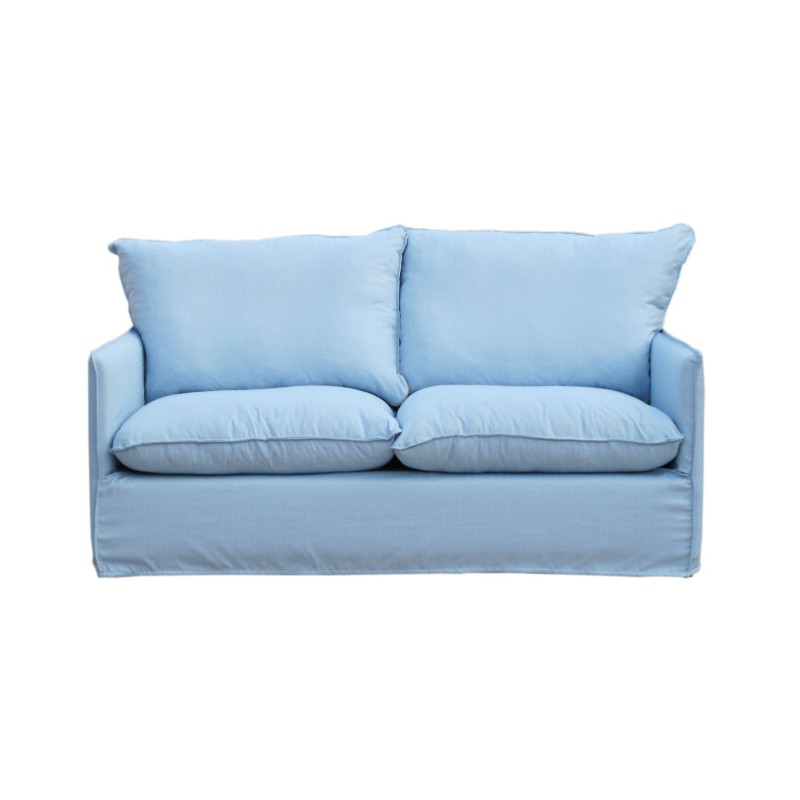 Niebieska sofa z pokrowcem Niebieska sofa z pokrowcem