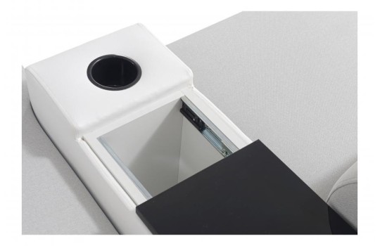 Narożnik z wysuwaną półką 