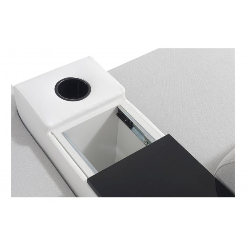 Narożnik z wysuwaną półką 