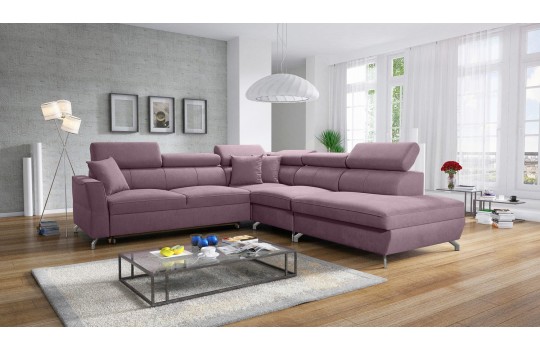 sofa w różu 
