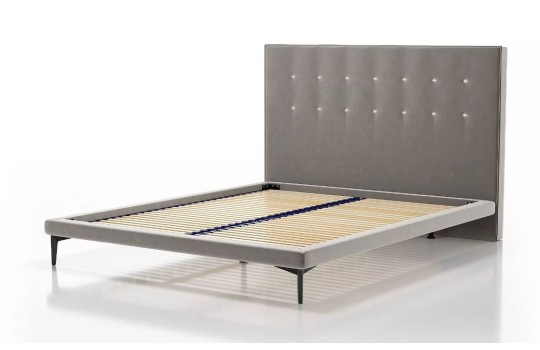 Łóżk Koral z wysokim zagłówkiem 