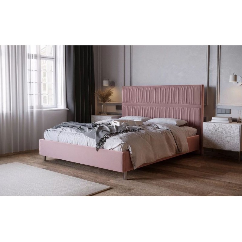 Różowe łóżko do sypialni