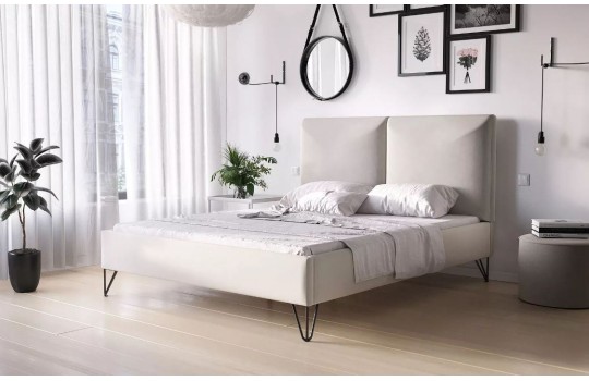 Łóżko Greta w kremowej tkaninie 