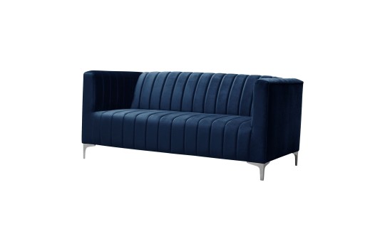 Sofa z przeszyciami 