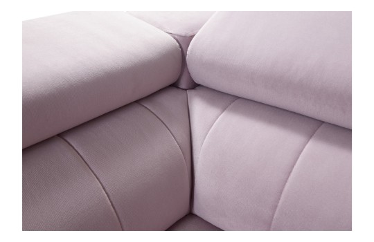 sofa z regulwoanymi zagłówkami 