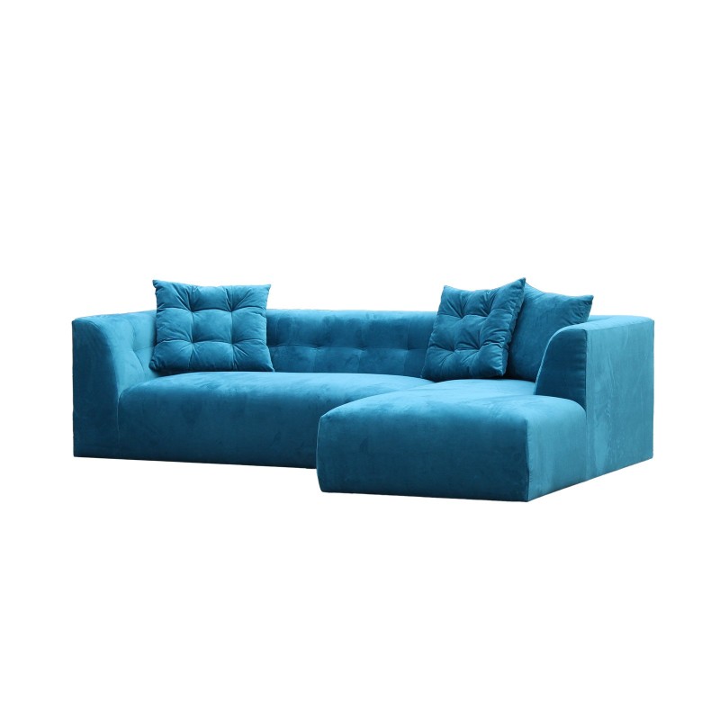 sofa z ozdobnymi guzikami 