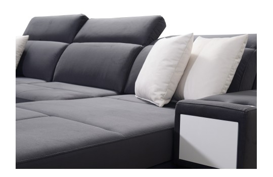 sofa z wygodnym oparciem 