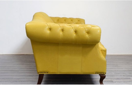 Sofa od boku
