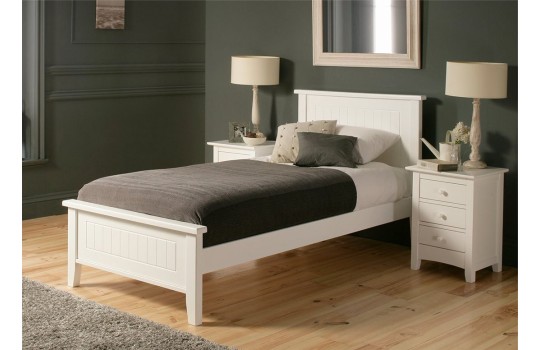 Drewniane łóżko angielskie Begonia 