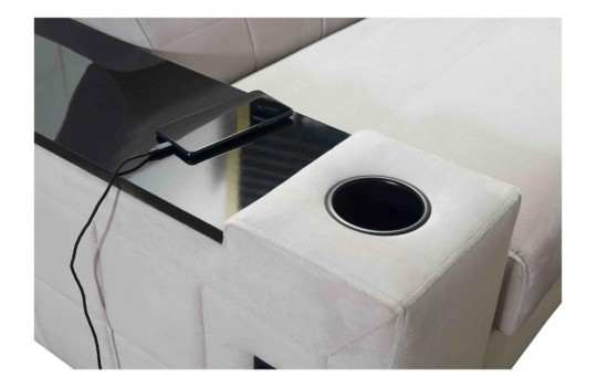 narożnik z czarnymi półakmi 