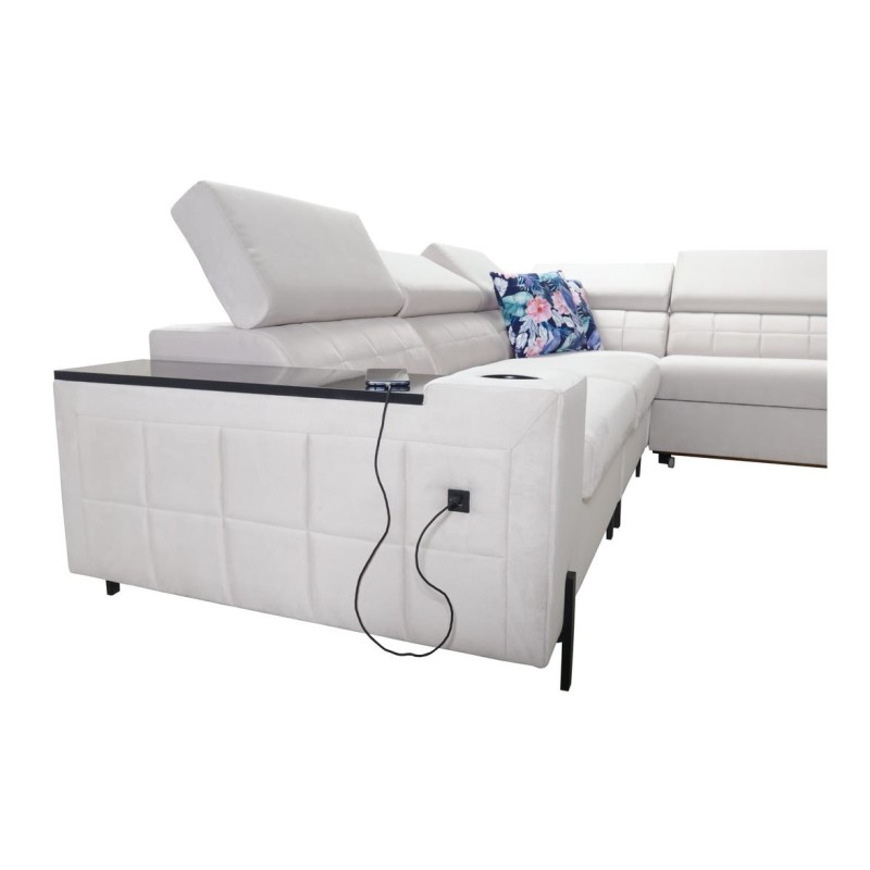 sofa z wejściem do ładowarki 