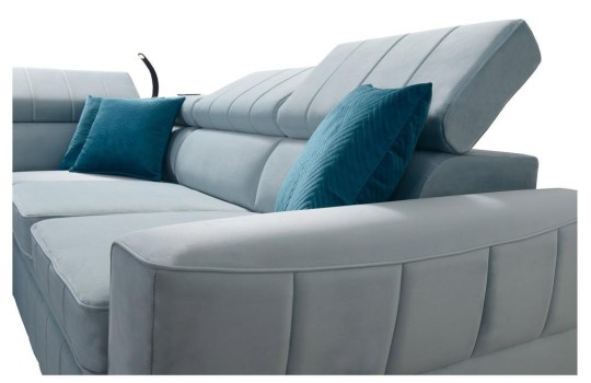 sofa z regulowanymi zagłówkami 