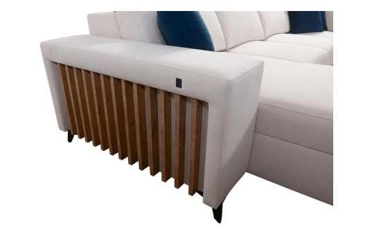 narożnik z lamelami w podłokietniku 