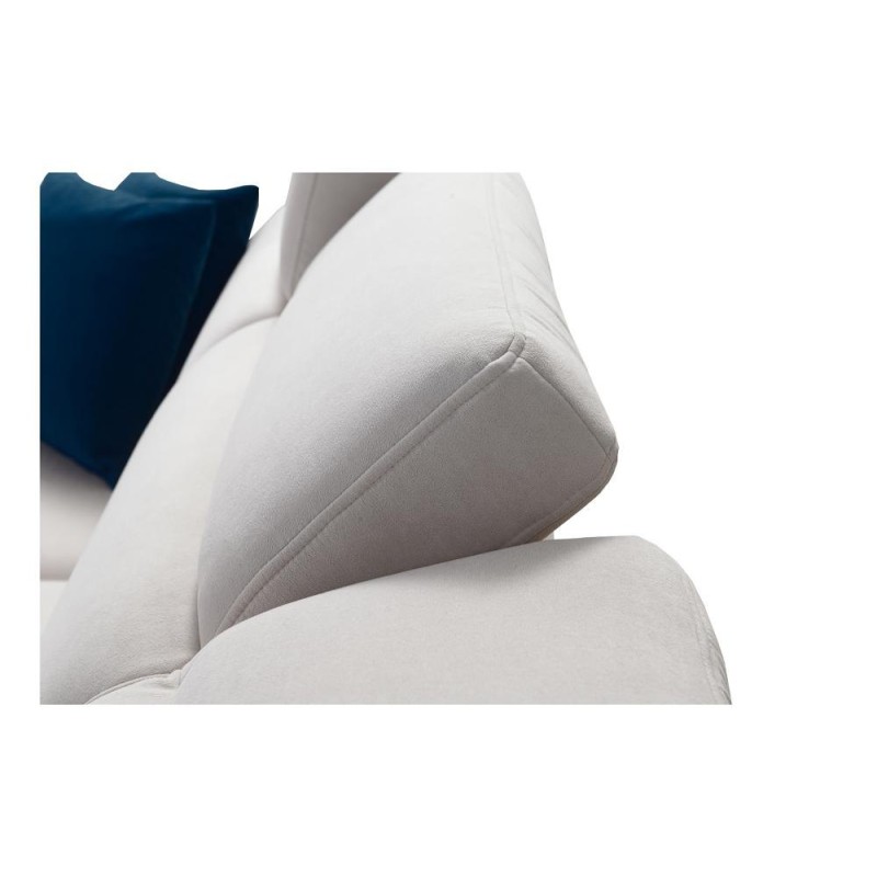 sofa z regulowanymi zagłówkami 