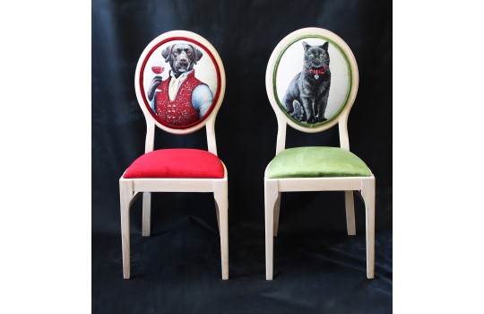 Krzesło z psem na oparciu Limea 