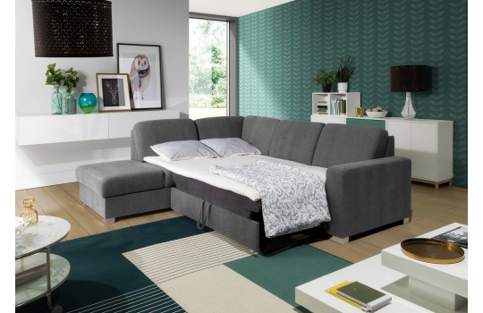 szara sofa do salonu 