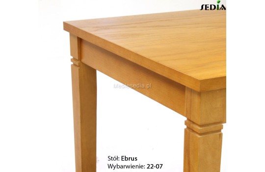 Stół fornirowany Ebrus