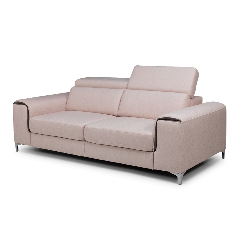sofa z regulowanymi zagłówkami