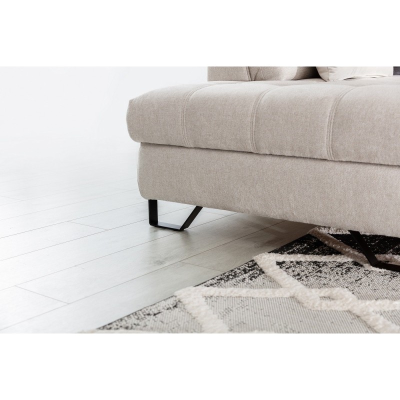 narożnik na wysokich nogach 