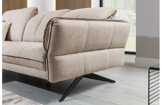 sofa z regulwoanymi oparciami Inari 