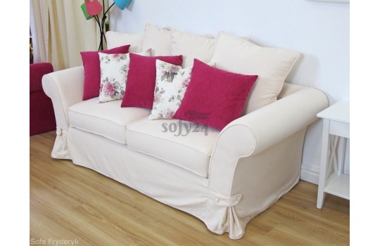 Kanapa Fryderyk z kontrastowymi poduszkami