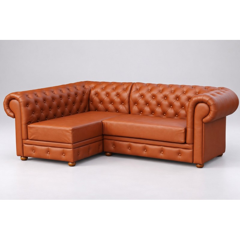 Narożnik chesterfield Manila 220 x 155 cm w koniakowej skórze, krótszy bok po lewej Narożnik chesterfield Manila 220 x 155 cm w koniakowej skórze, krótszy bok po lewej