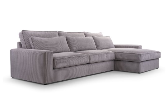 sofa w kolorze szarym 