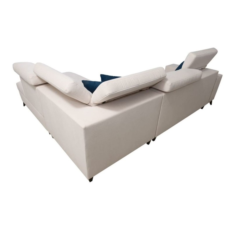 sofa w plamoodpornym materiale 