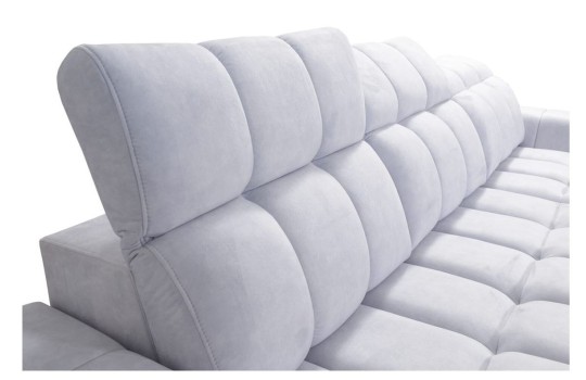 sofa z wysokim oparciem 