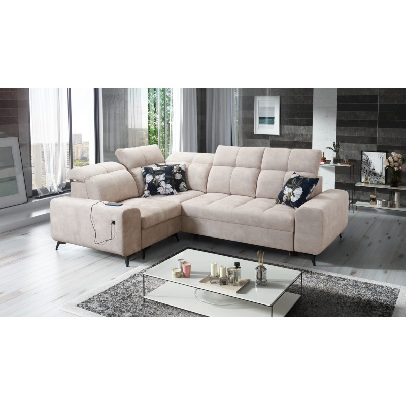 Beżowa rogówka do salonu 