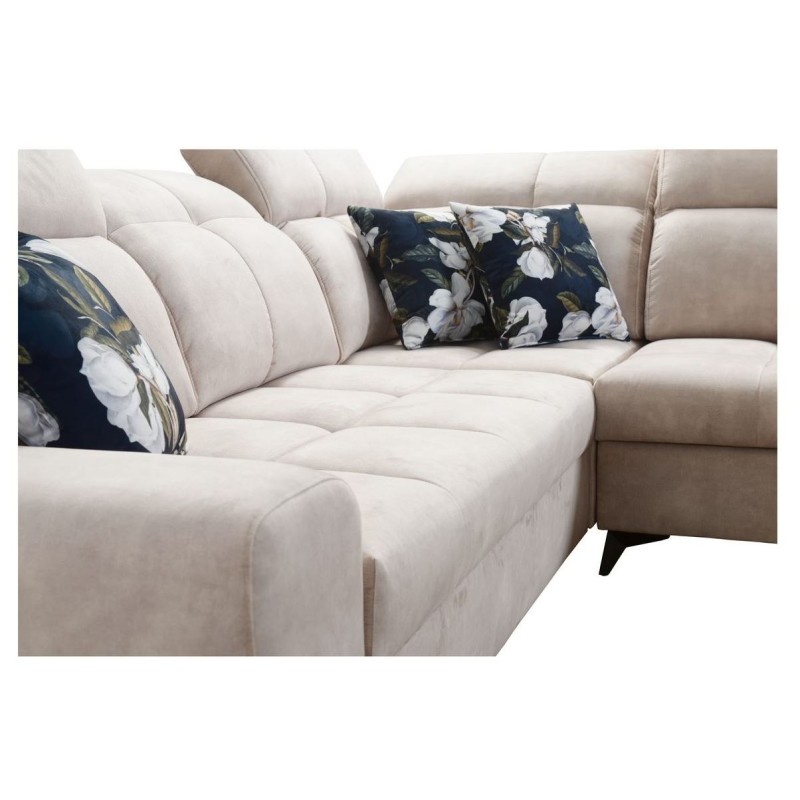 kanapa starannie wykonana