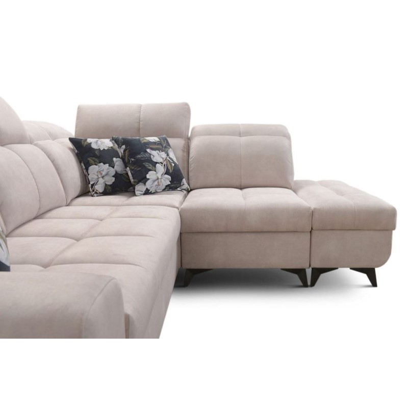 sofa z pikowanym siedziskiem 