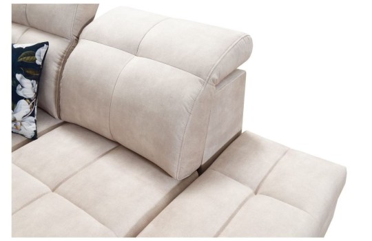 kanapa z pikowaniami 