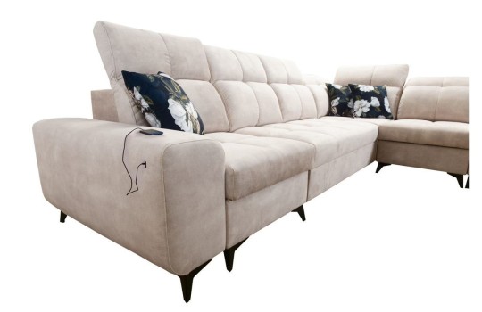 narożnik na wysokich nóżkac 