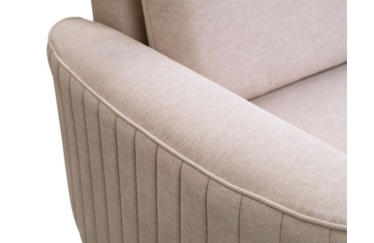 narożnik z przeszyciami