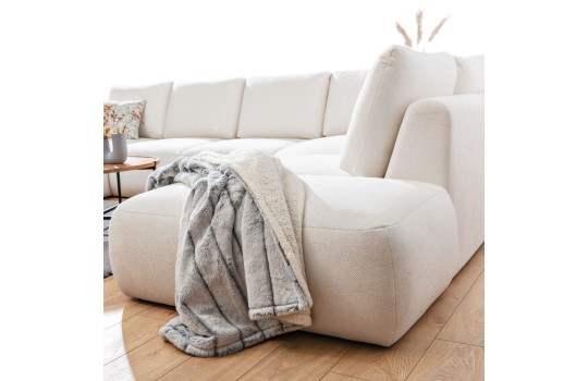 sofa w tkaninie boucle 