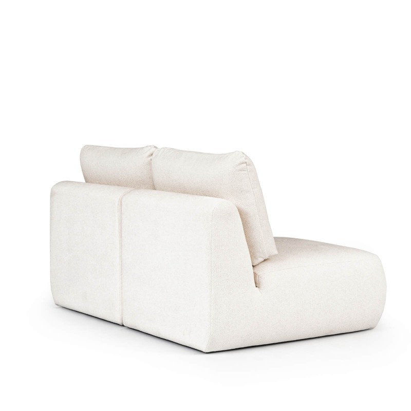 sofa w białym materiale 