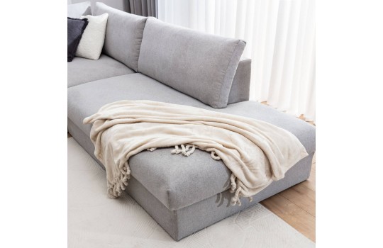 sofa w tkaninie plecionej 