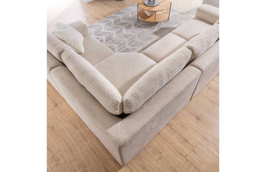 narożnik utworzony z modułów 